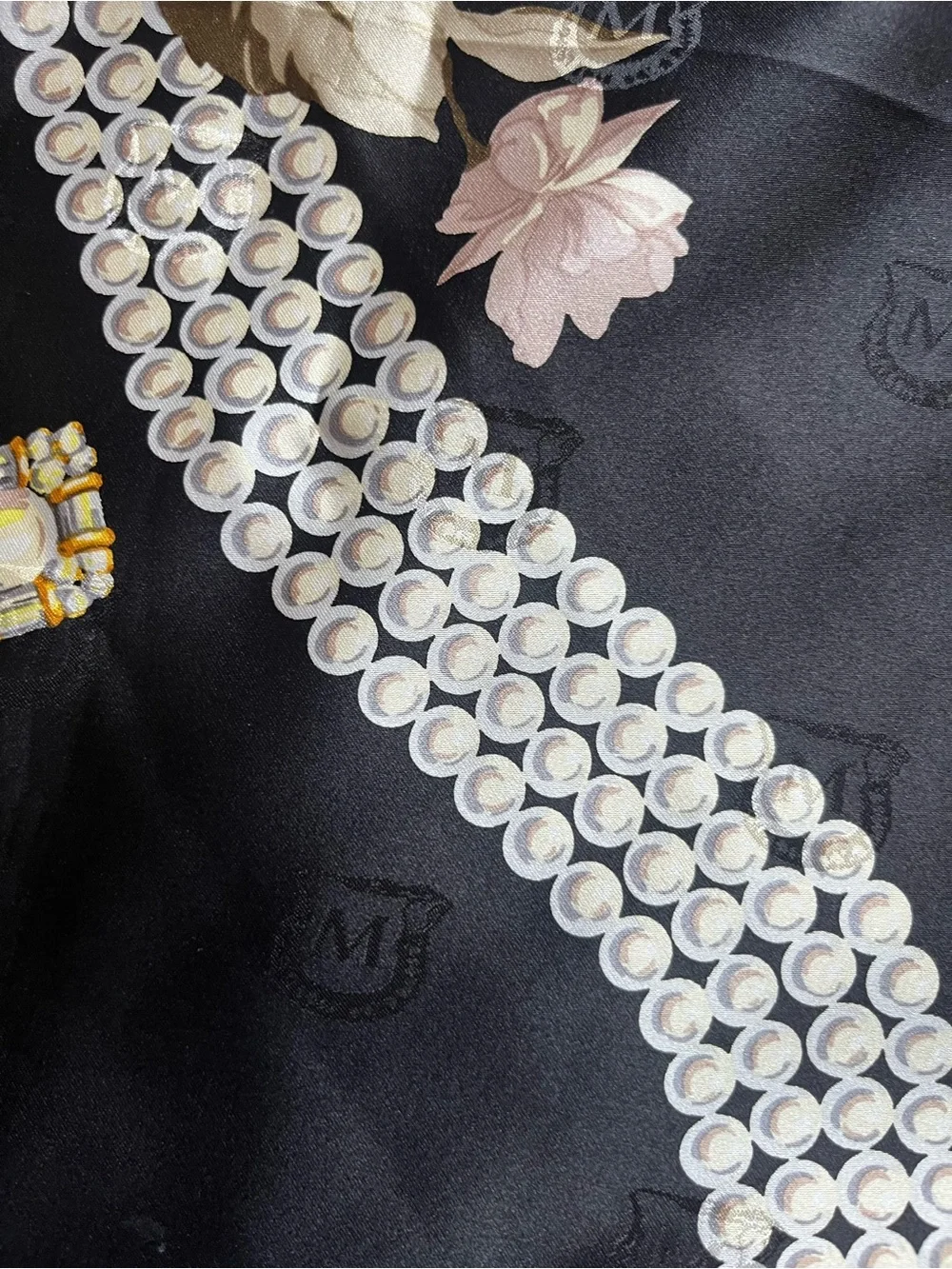 Mikimoto vintage scarf